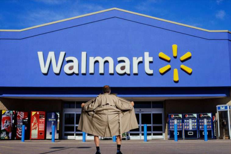 Florida Man Exposes Himself to Woman at WalMart