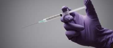 Florida Man Claiming to Have AIDS Brandishes Needle