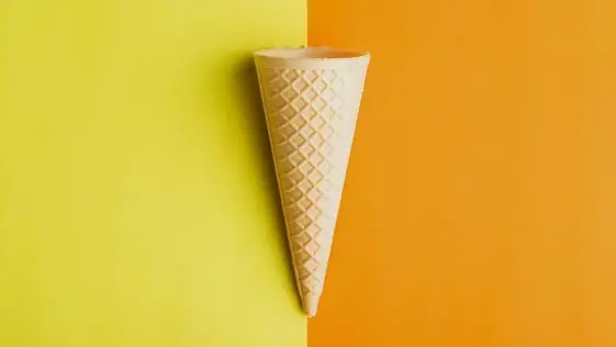 Florida Man Pulls out Fake AR-15 in McDonald's After Being Denied Ice Cream