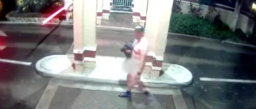 Florida Man Strips Naked, Masturbates in front of Security Guard Shack
