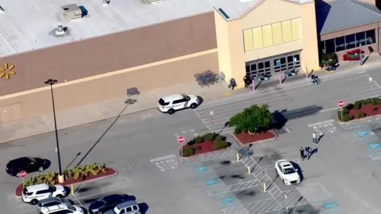 Wal-Mart Evacuated after Florida Man found Crawling through Ceiling